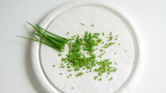 What is Chives Herb